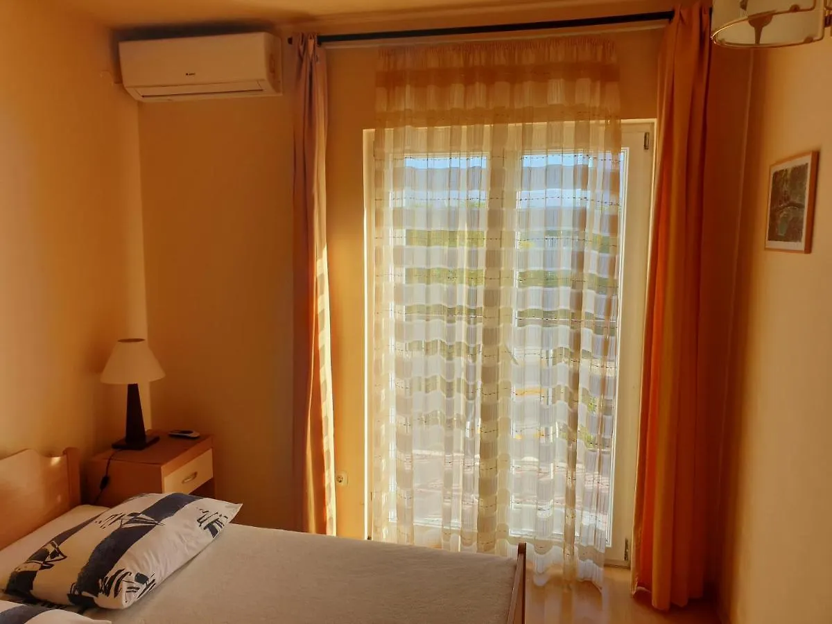 Apartment Apartmani Danja Kastela